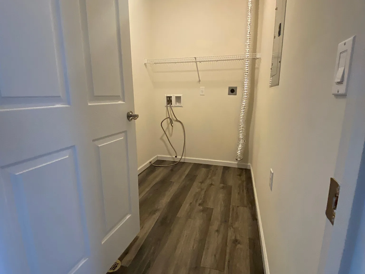 Applewood Apartments — Photo 3