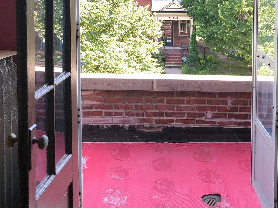 2nd image of 2921 Shenandoah Ave