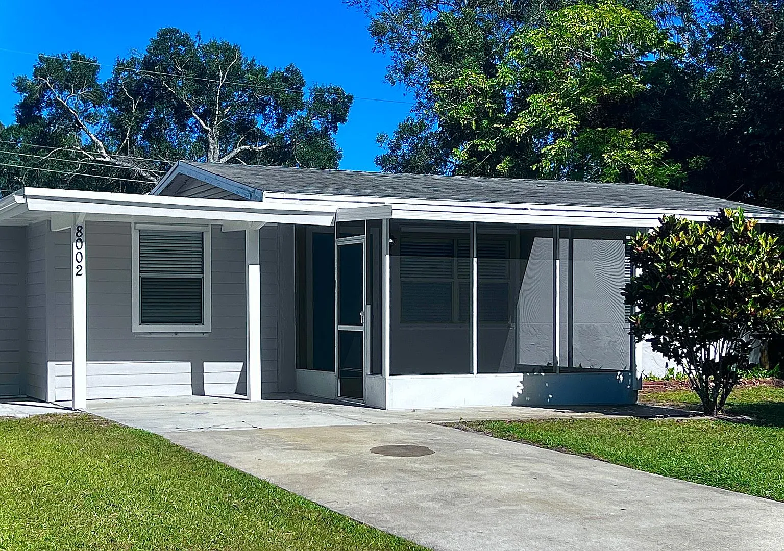 Coming Soon 3/1 Located In Lakewood Park — Photo 2