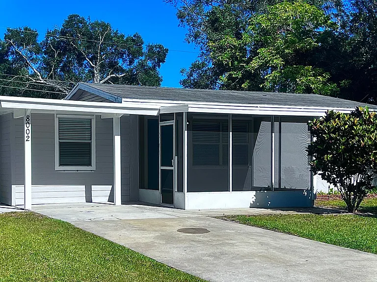 8002 Miramar Ave — Photo 2