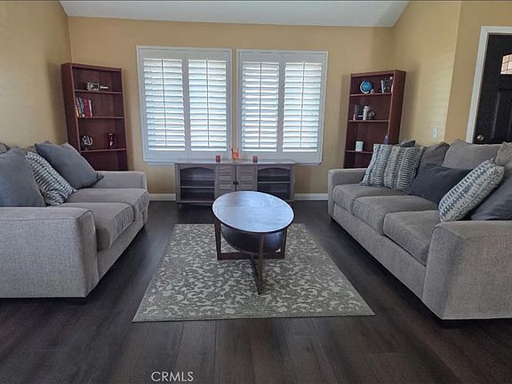 4th image of 2632 S Augusta Ave