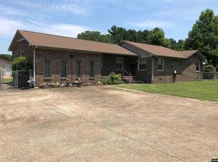 409 Sandhill Rd, Martin, TN 38237