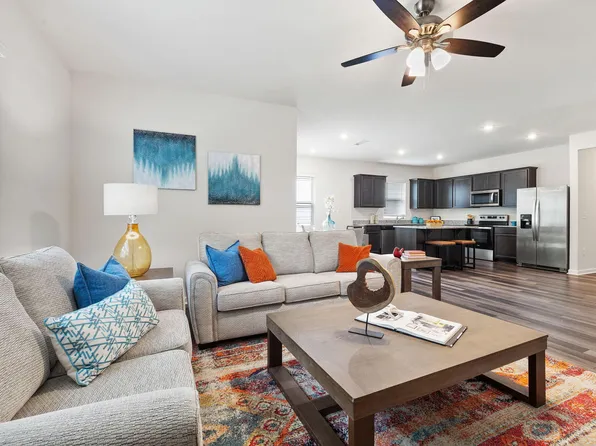 1512 Arapahoe Ridge Dr, Raleigh, NC 27604