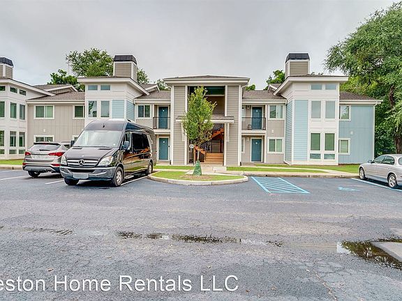 2nd image of 274 Alexandra Dr Unit 12-2021