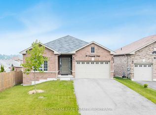 14 Beausoleil Dr, Penetanguishene, ON L9M0V8