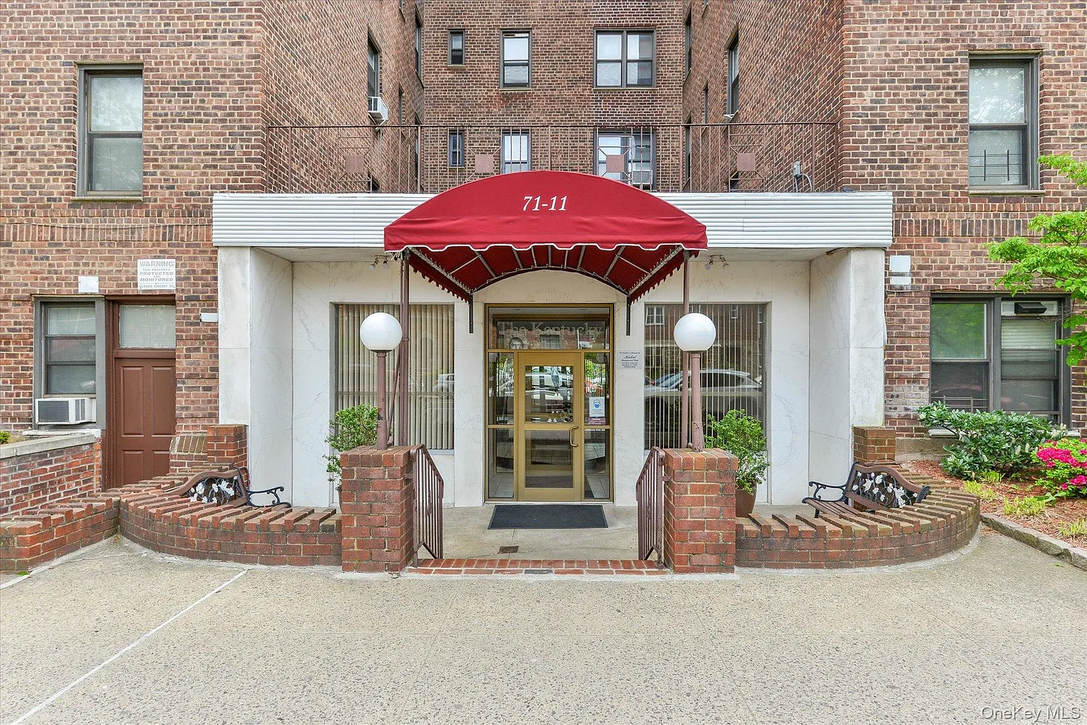 71-11 Yellowstone Boulevard #4A photo 1