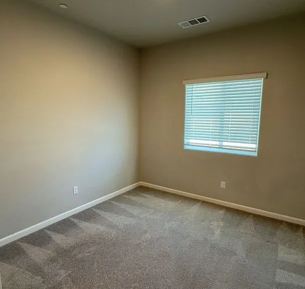 510 S Summit St #101-103 — Photo 12