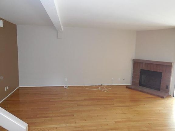 2nd image of 21500 Califa St Unit 174