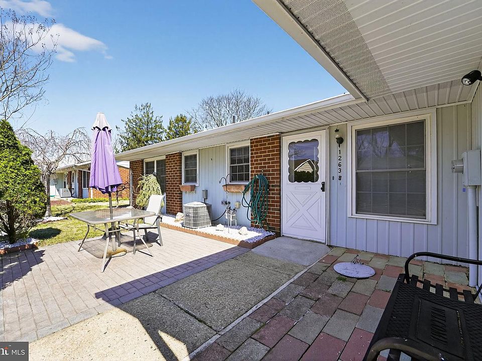 1st image of 1263B Hamilton Ct