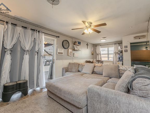 4th image of 1712 Las Vegas Trl