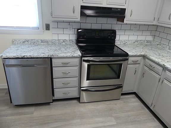 2nd image of 70 Princetonia Dr #1
