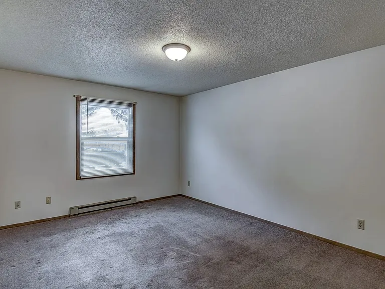 4607 Fairfax Street — Photo 33