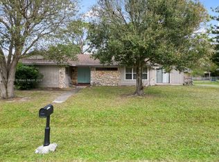 601 SE Penn Ave, Port Saint Lucie, FL 34984