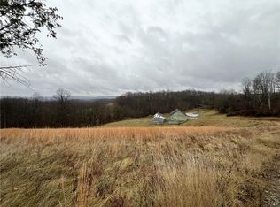 747 Forever Ln, Ligonier, PA 15658