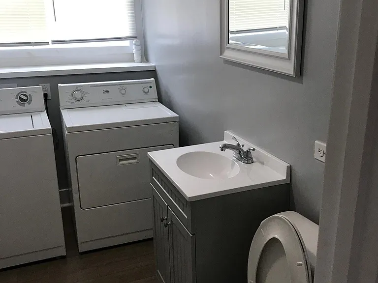 160 Gray St — Photo 18