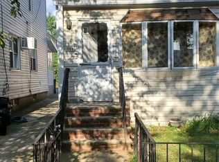 3335 204th St, Bayside, NY