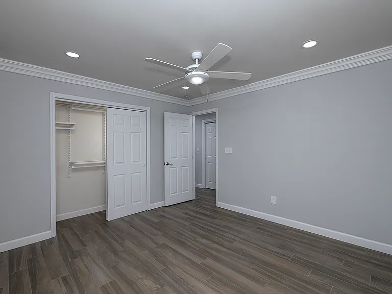 Fairfield Knolls South — Photo 50