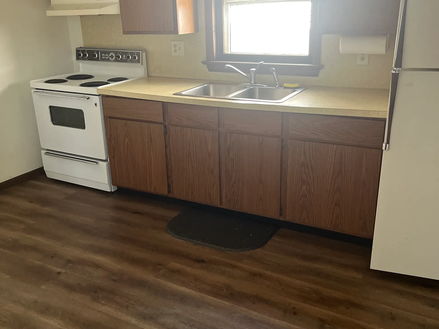 1 bed, 600 sqft, $850 — Photo 2