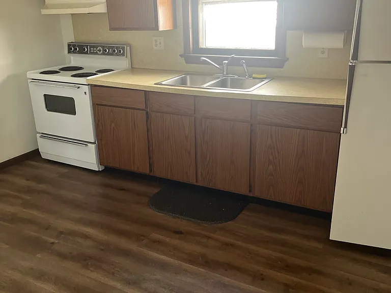 24A N Railroad St #24A — Photo 2