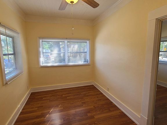 2nd image of 323 Wisconsin Ct S