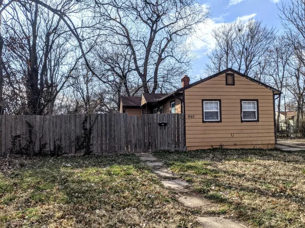 907 N Volutsia Ave, Wichita, KS 67214