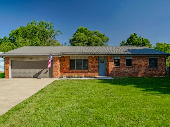 821 E Edgewood Street, Springfield, MO 65807