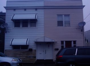 223 E Chestnut St, Hazleton, PA 18201