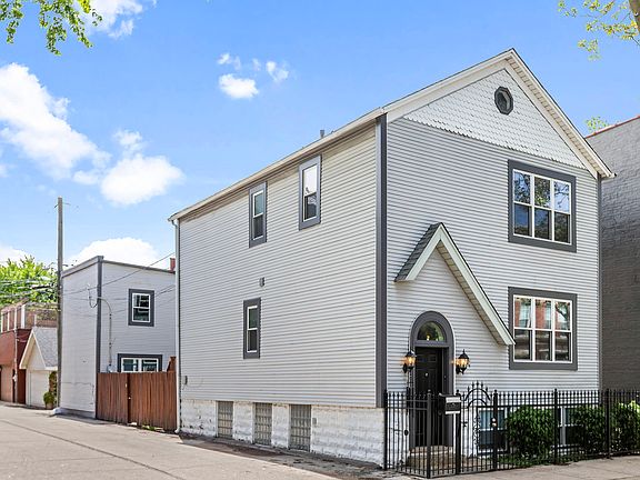 5th image of 1849 W Wabansia Ave #1F