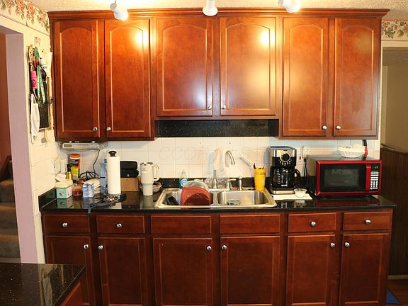 3rd image of 2251 Meridian Ct