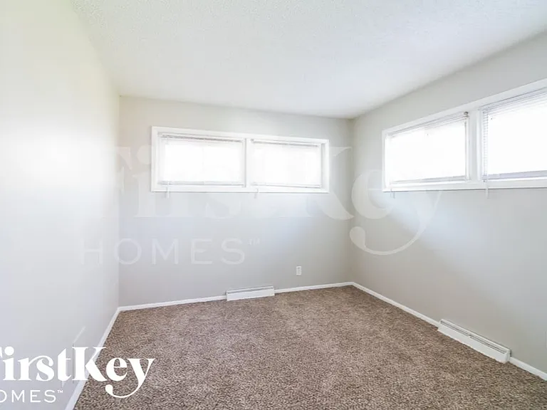 809 N Latham St — Photo 9