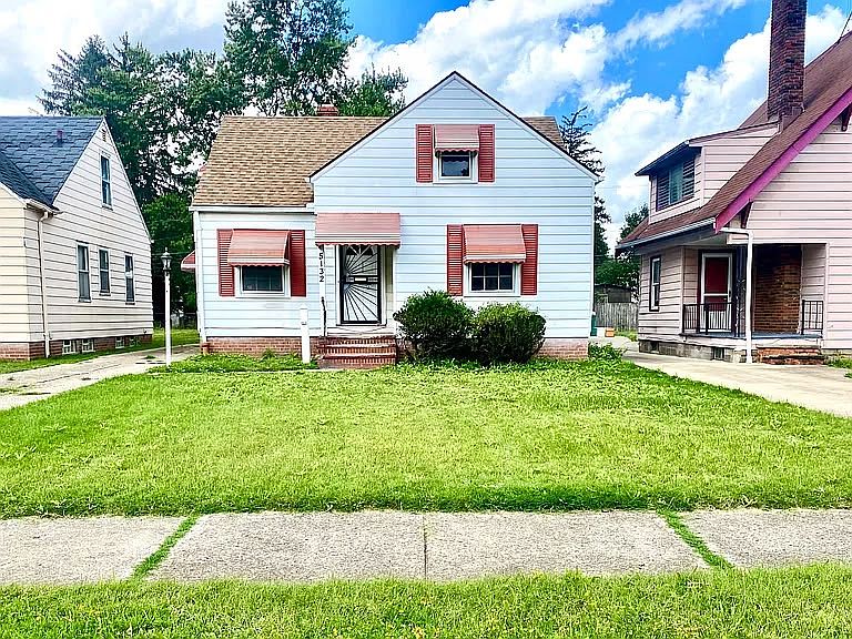 1st image of 5132 Clement St #2