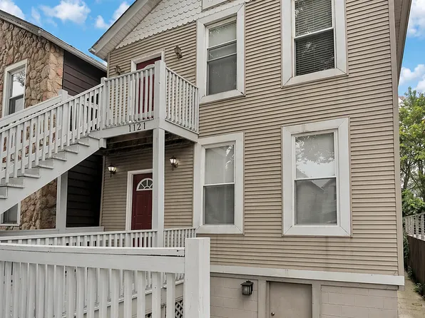 1121 W 19th St #2, Chicago, IL 60608