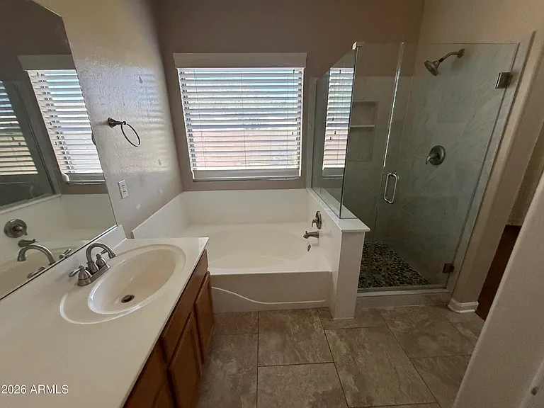 8747 W Adam Ave — Photo 4