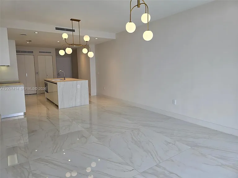 700 NE 24th St #3104 — Photo 17