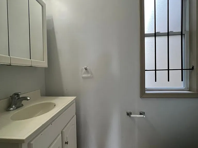 2154 N Carlisle St — Photo 8