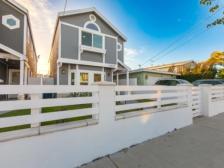 14929 Grevillea Ave — Photo 4