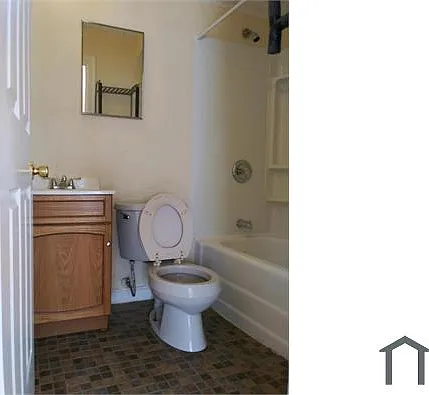 2130 Auburn St #6 — Photo 5
