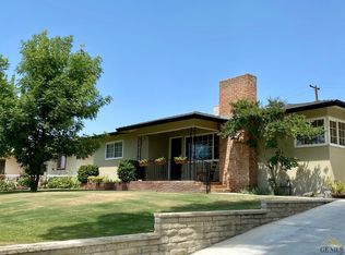 2017 Locust Ravine, Bakersfield, CA 93306