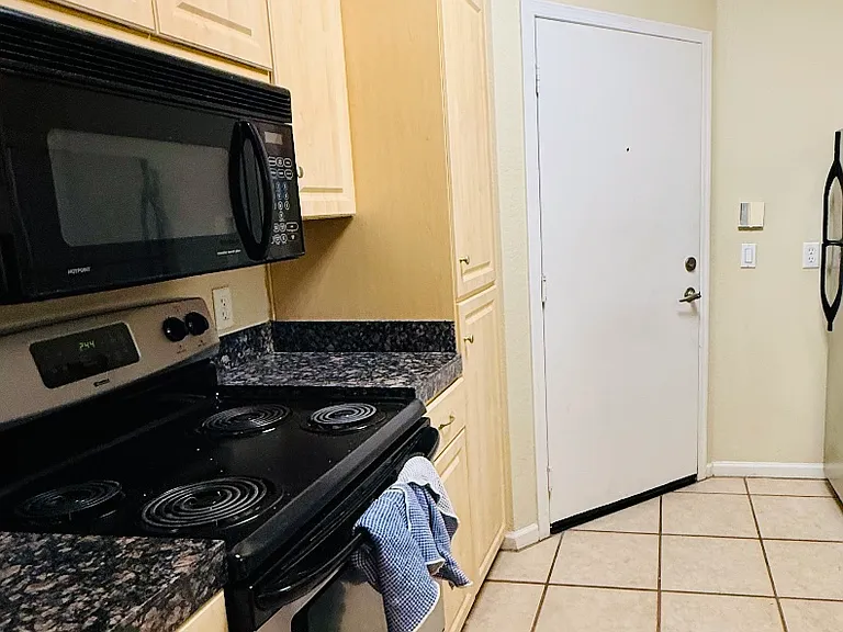 1411 E Orangewood Ave #116 — Photo 10