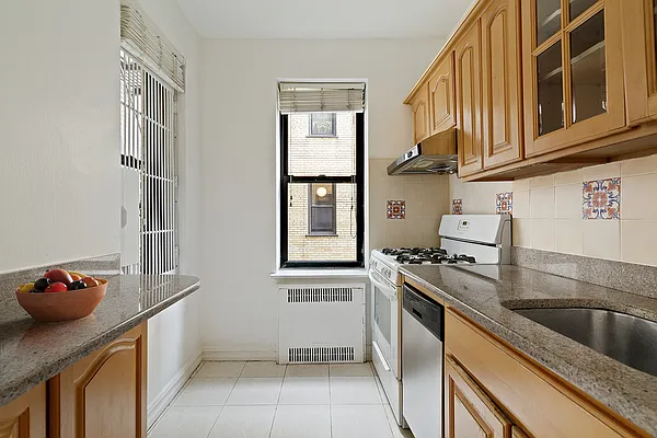 Sold by Compass | media 3