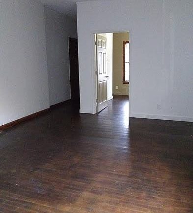 4th image of 802 Louise St APT A
