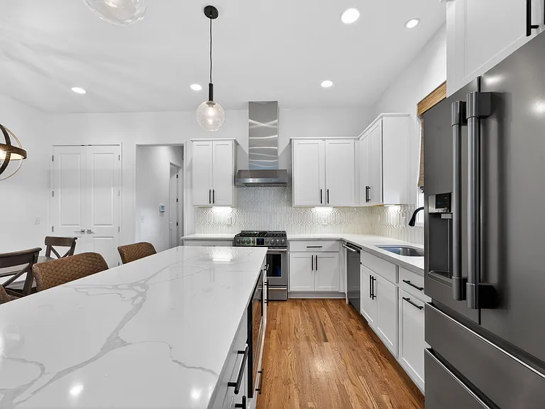 124B Fern Ave — Photo 14
