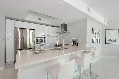200 Sunny Isles Blvd Photo 1