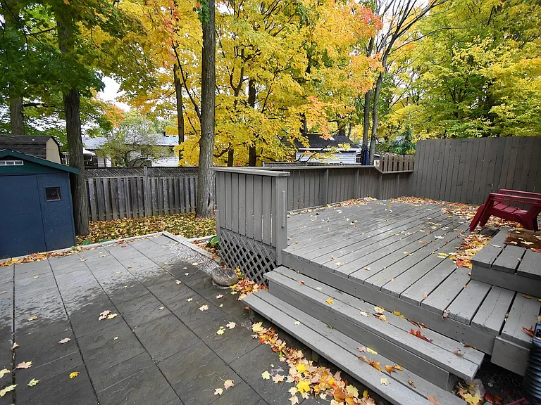 16 Woodgrove Ct — Photo 16