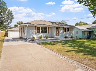 3923 E 26th St, Des Moines, IA 50317
