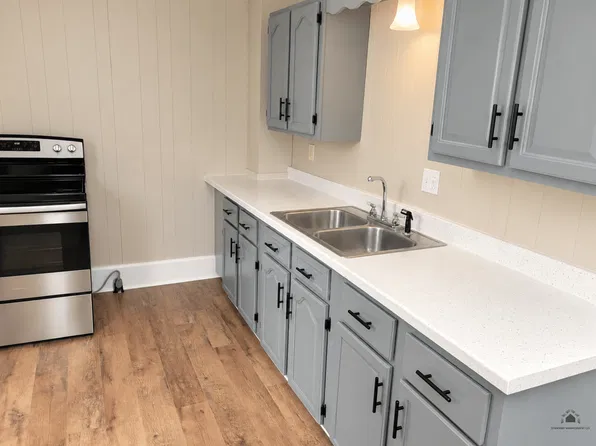 20 Turner Ave Skowhegan ME, 20 Turner Ave #1, Skowhegan, ME 04976
