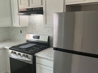 1717 S St SE #201, Washington, DC 20020
