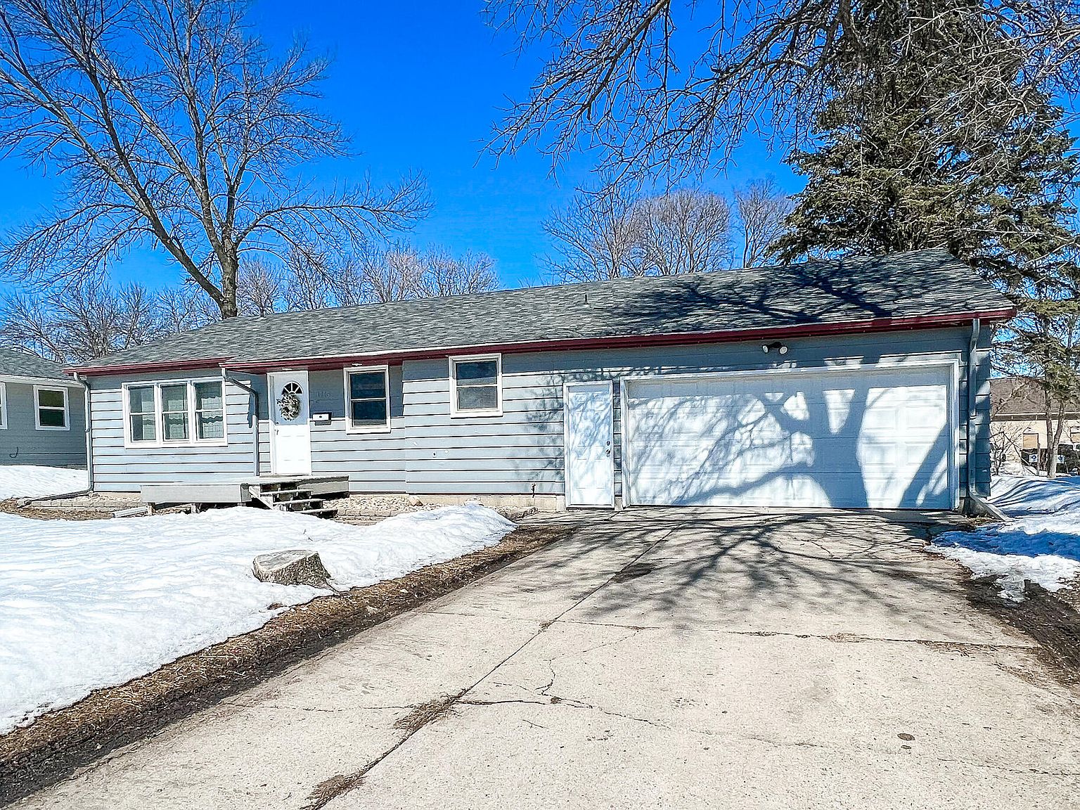 1715 Dakota St, Brookings, SD 57006 Zillow