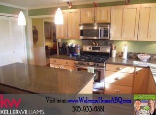 6 Canoncito Rd, Cedar Crest, NM 87008