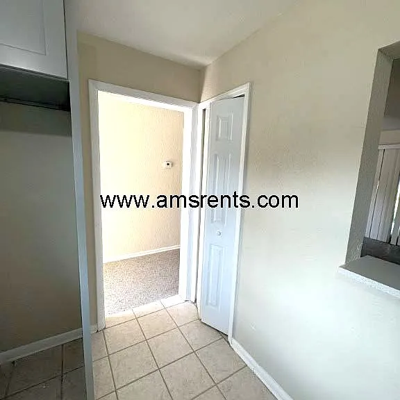 8332 Mara Vista Ct — Photo 9